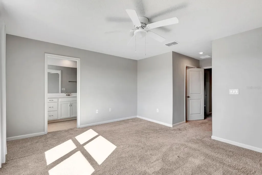 11981 Sky Acres Terrace Bradenton FL 34211