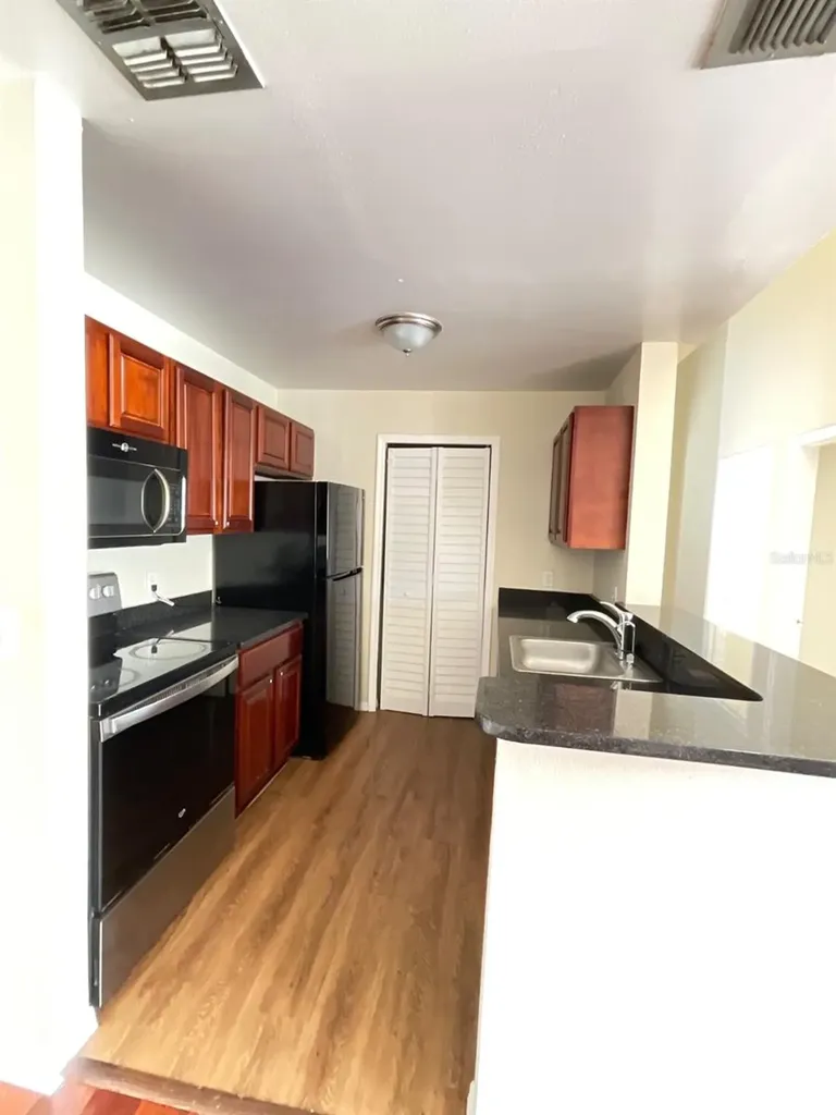 6148 Westgate Drive Orlando FL 32835