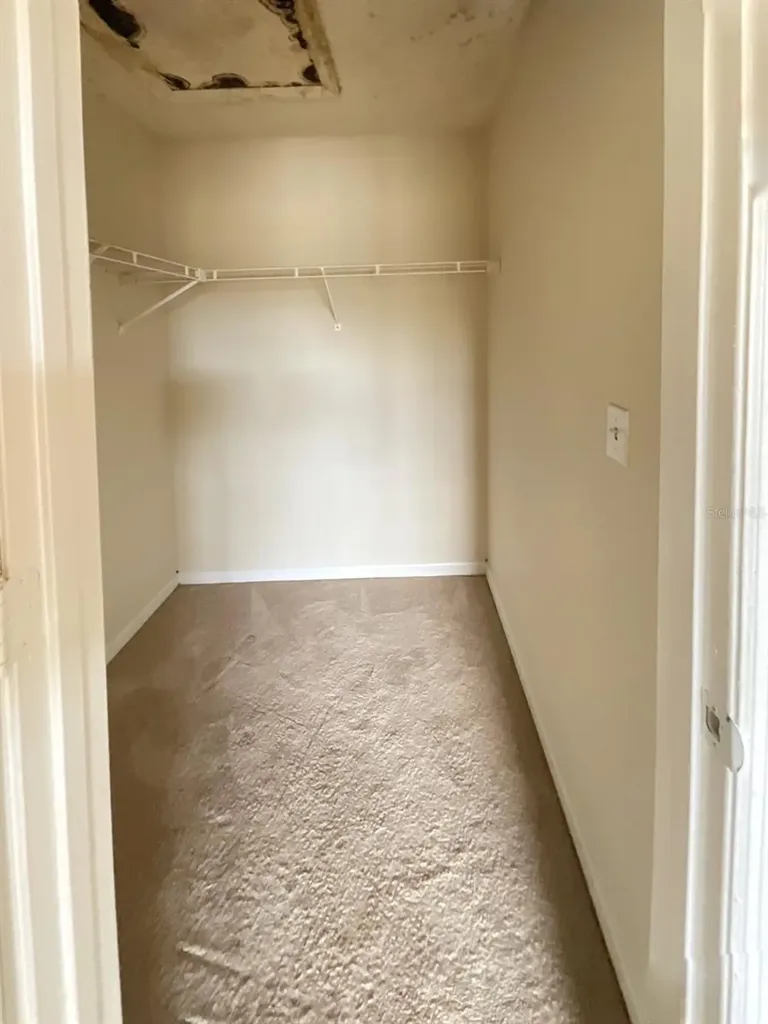6148 Westgate Drive Orlando FL 32835