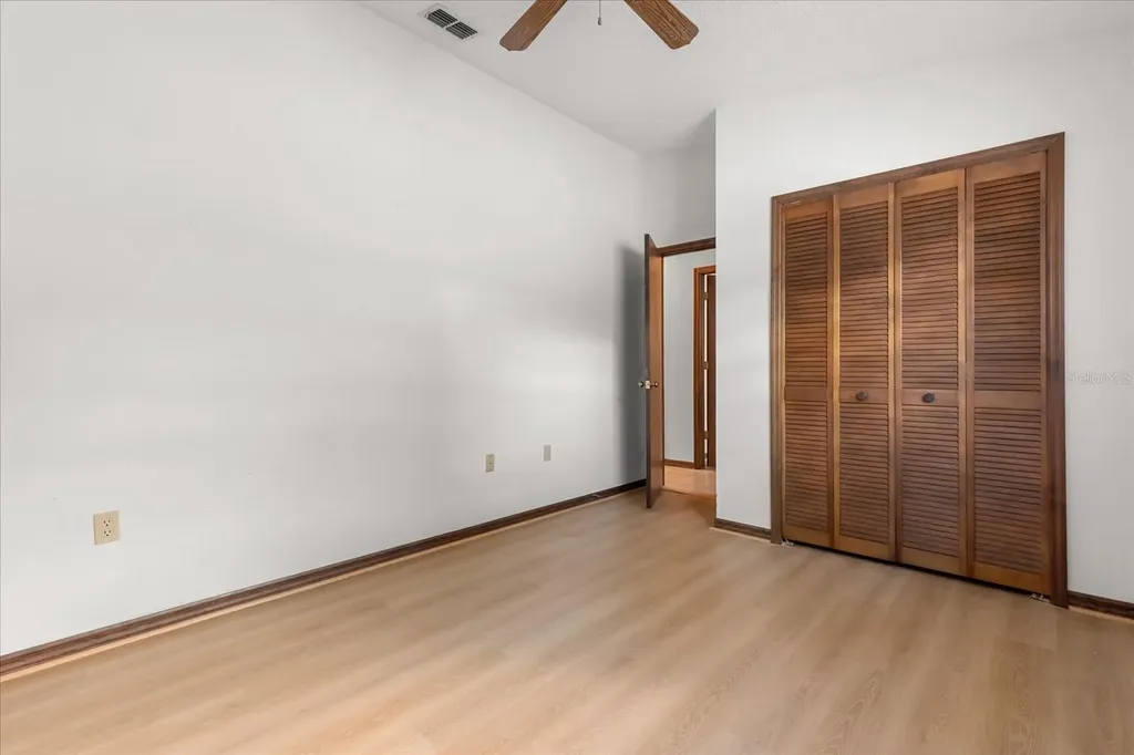 2483 Islander Court Palm Harbor FL 34683