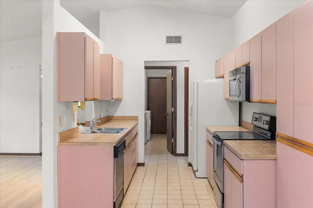 2483 Islander Court Palm Harbor FL 34683
