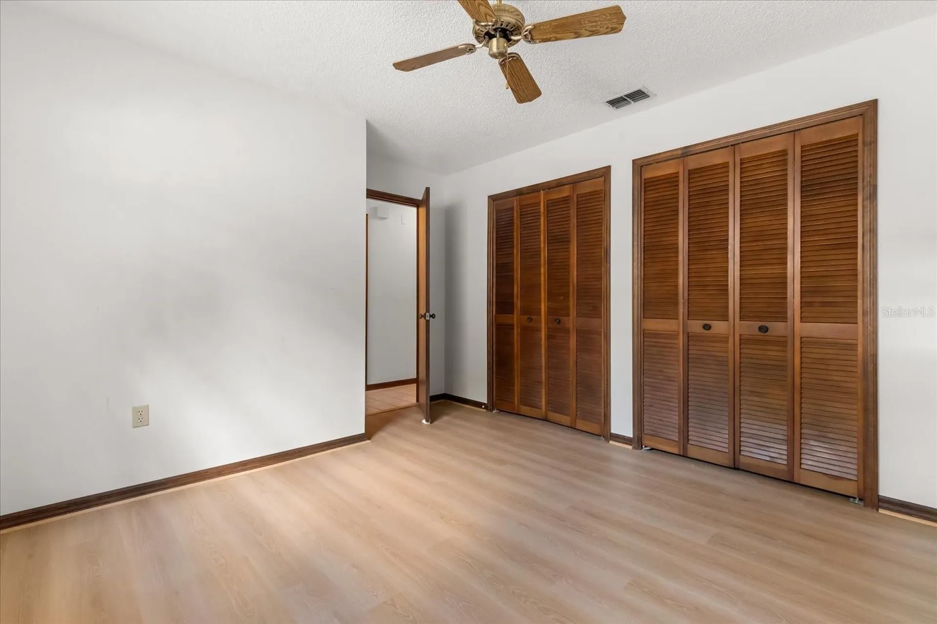2483 Islander Court Palm Harbor FL 34683