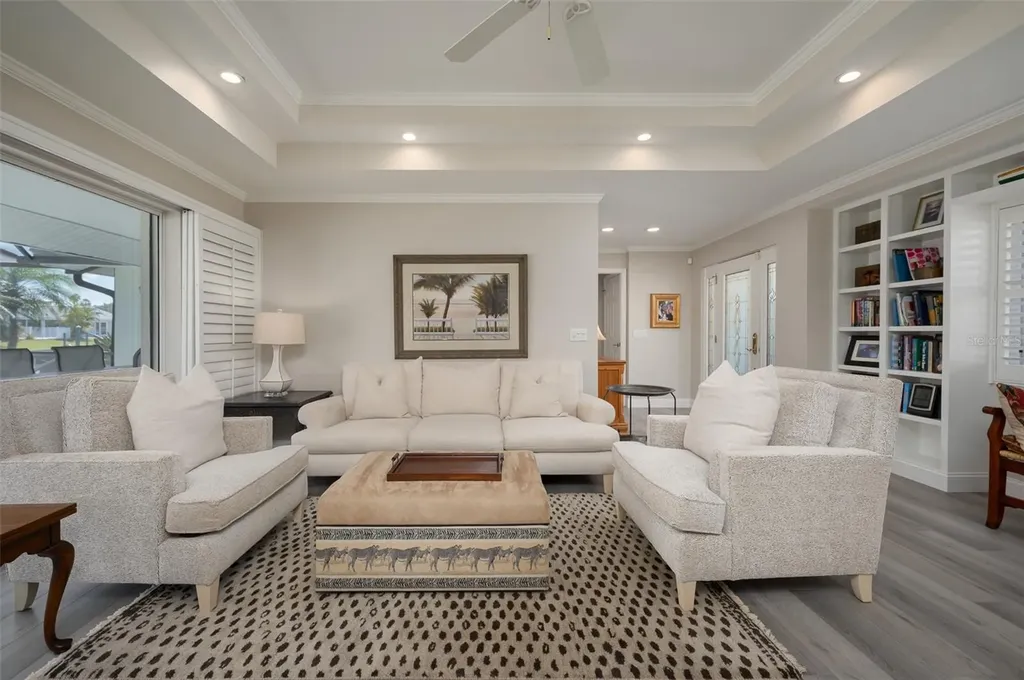 548 Gunwale Lane Longboat Key FL 34228