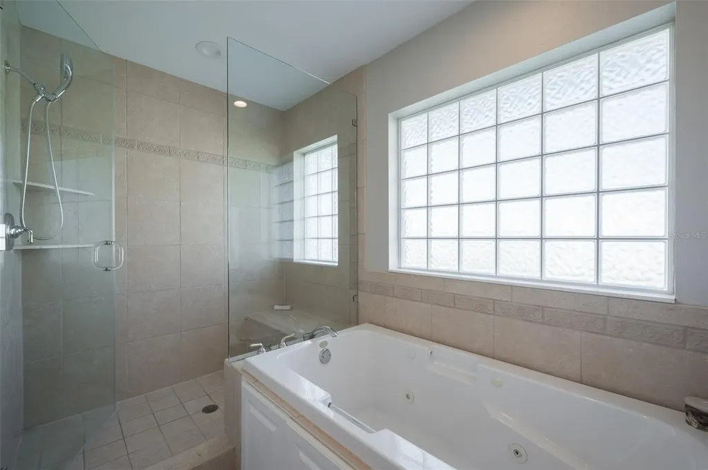 548 Gunwale Lane Longboat Key FL 34228