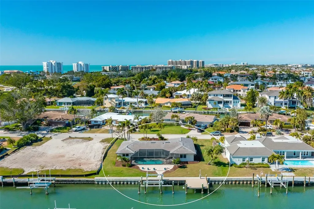 548 Gunwale Lane Longboat Key FL 34228