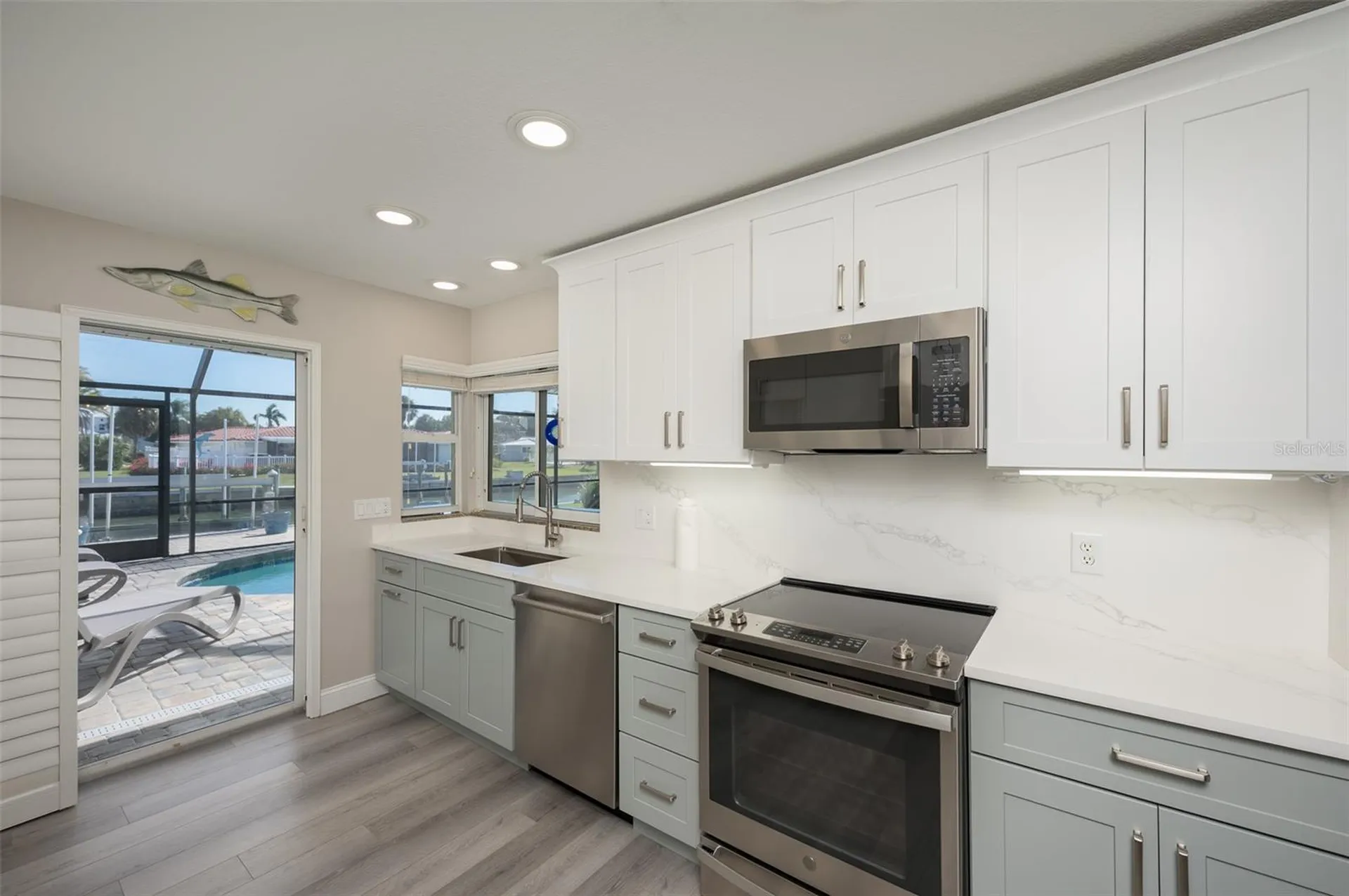 548 Gunwale Lane Longboat Key FL 34228