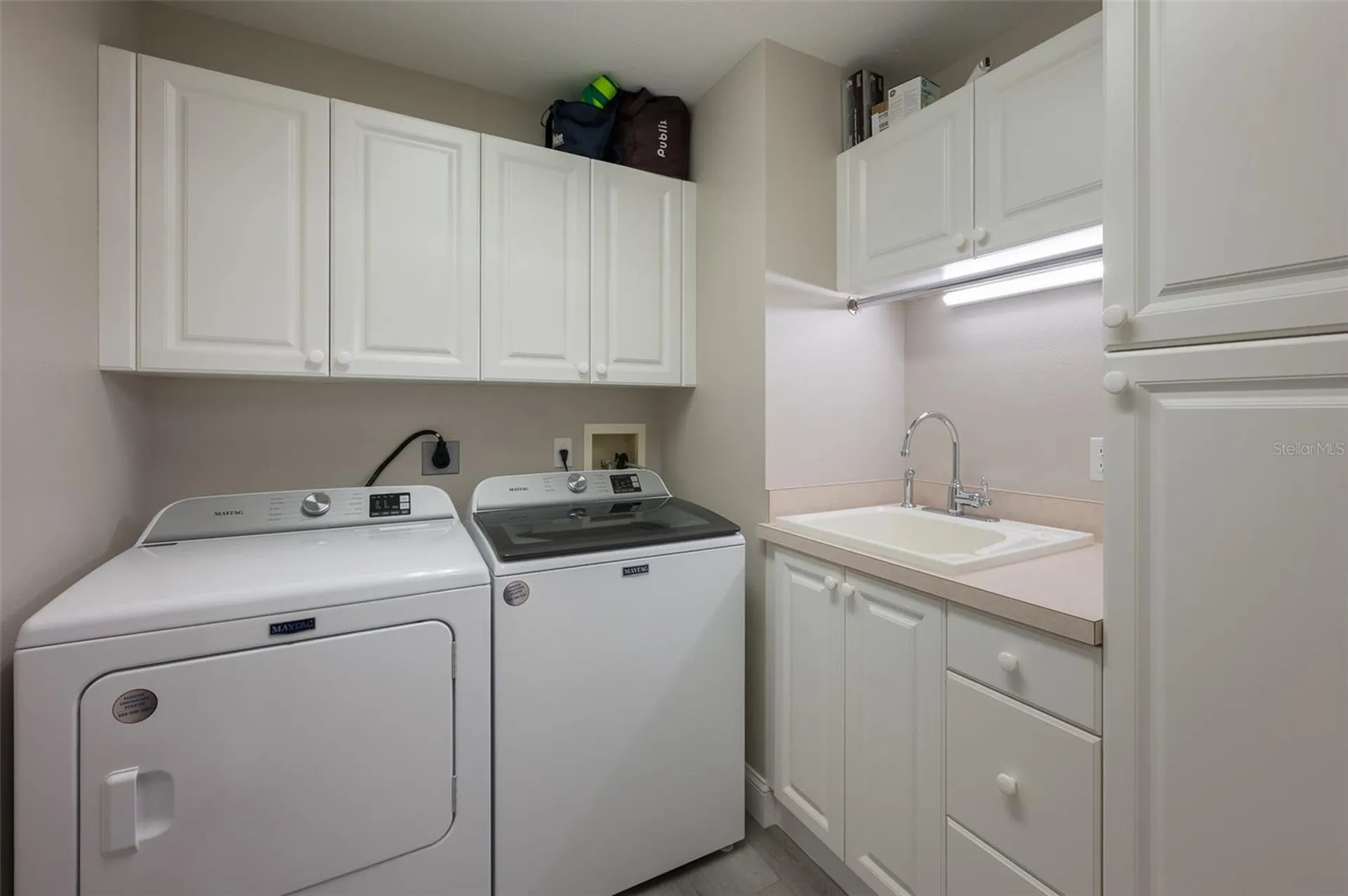 548 Gunwale Lane Longboat Key FL 34228