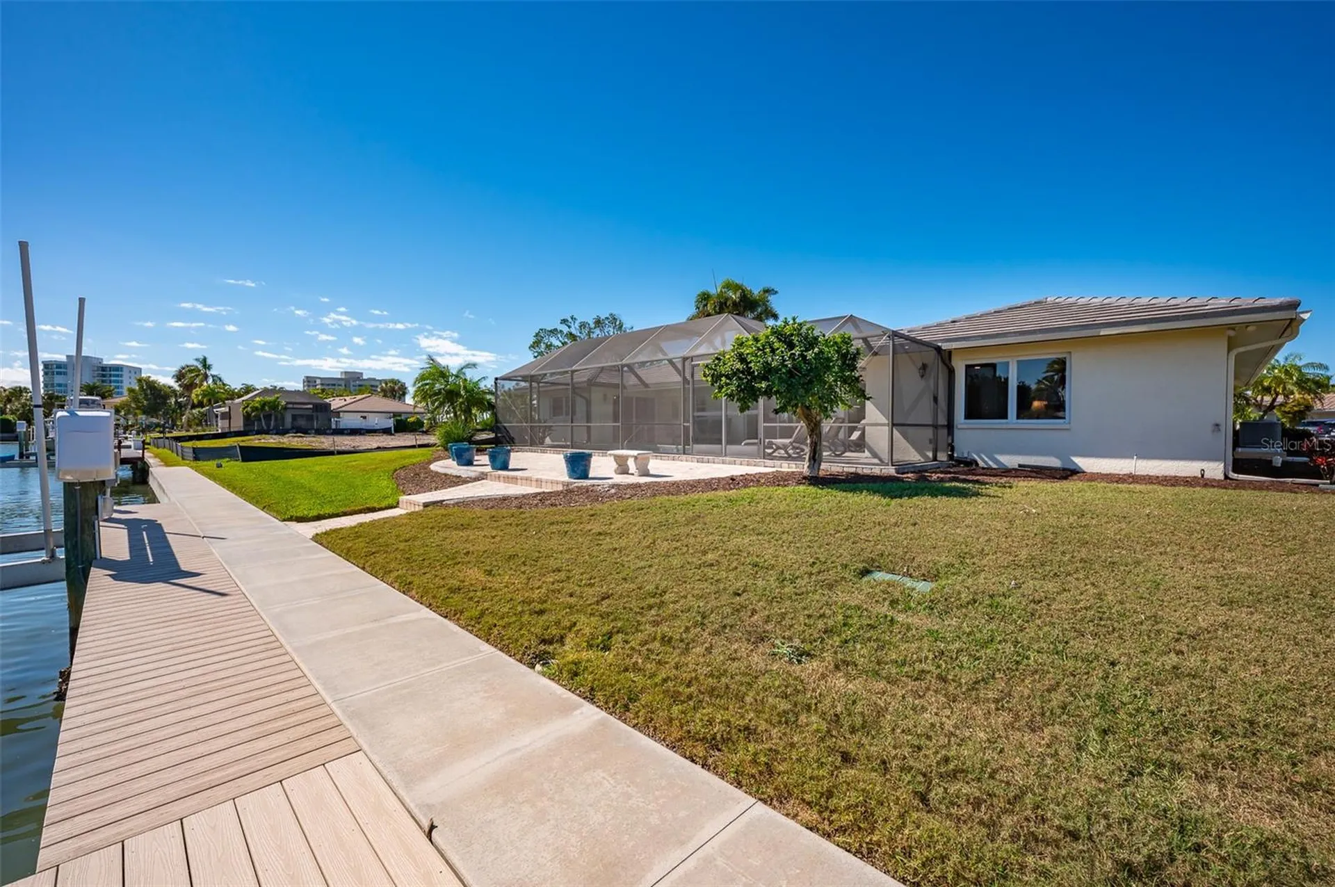 548 Gunwale Lane Longboat Key FL 34228