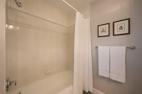 548 Gunwale Lane Longboat Key FL 34228
