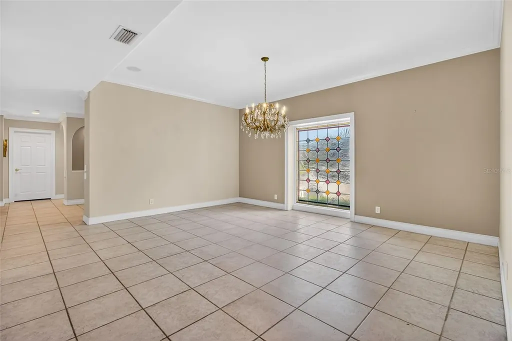 1100 Tortuga Circle NE St Petersburg FL 33702