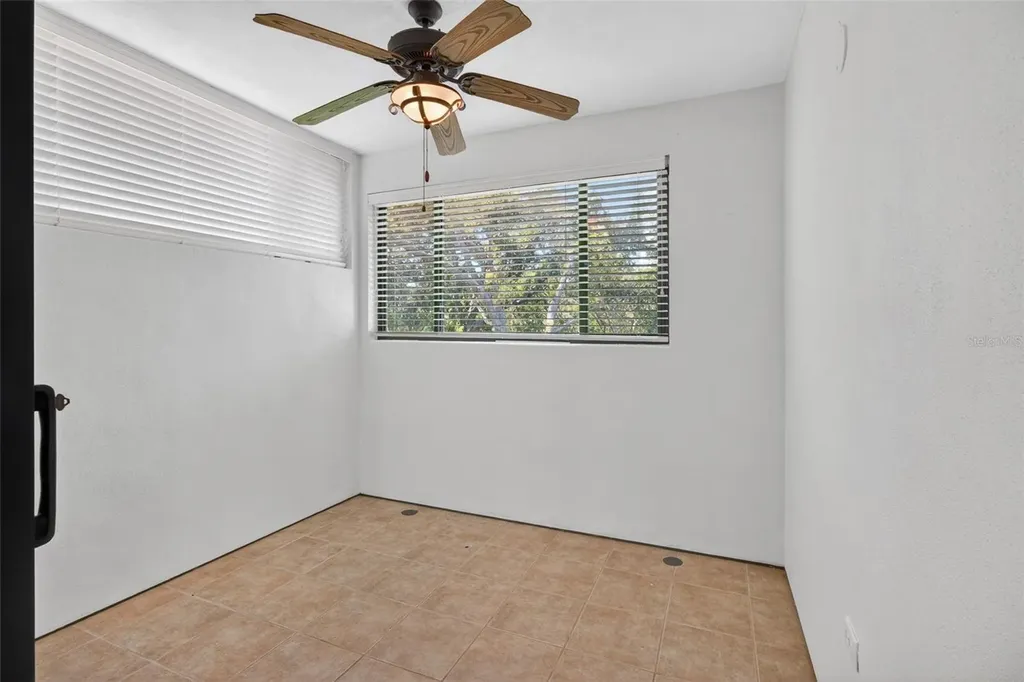 1100 Tortuga Circle NE St Petersburg FL 33702
