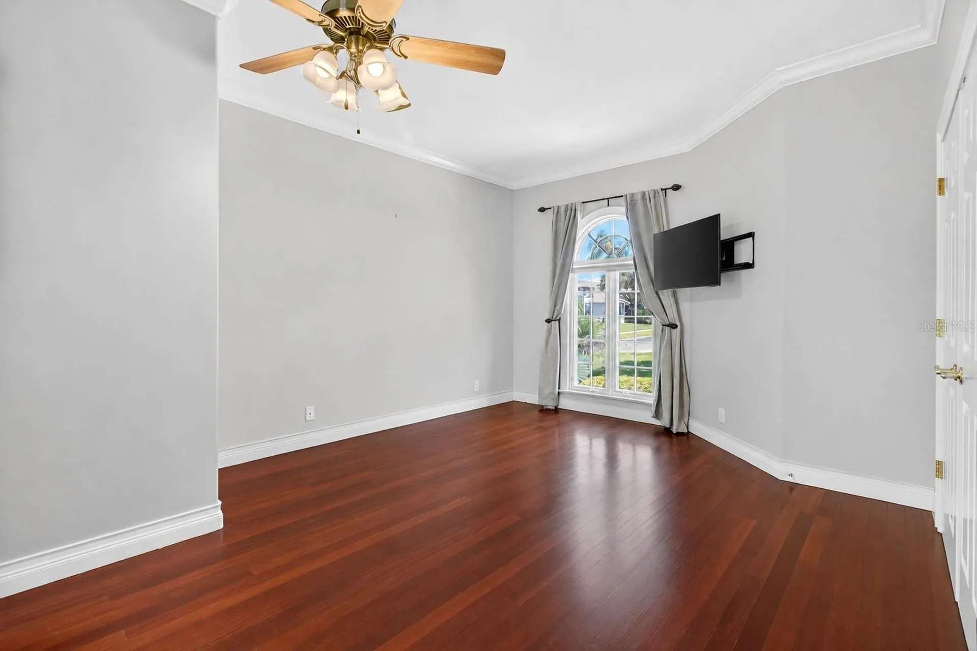 1100 Tortuga Circle NE St Petersburg FL 33702