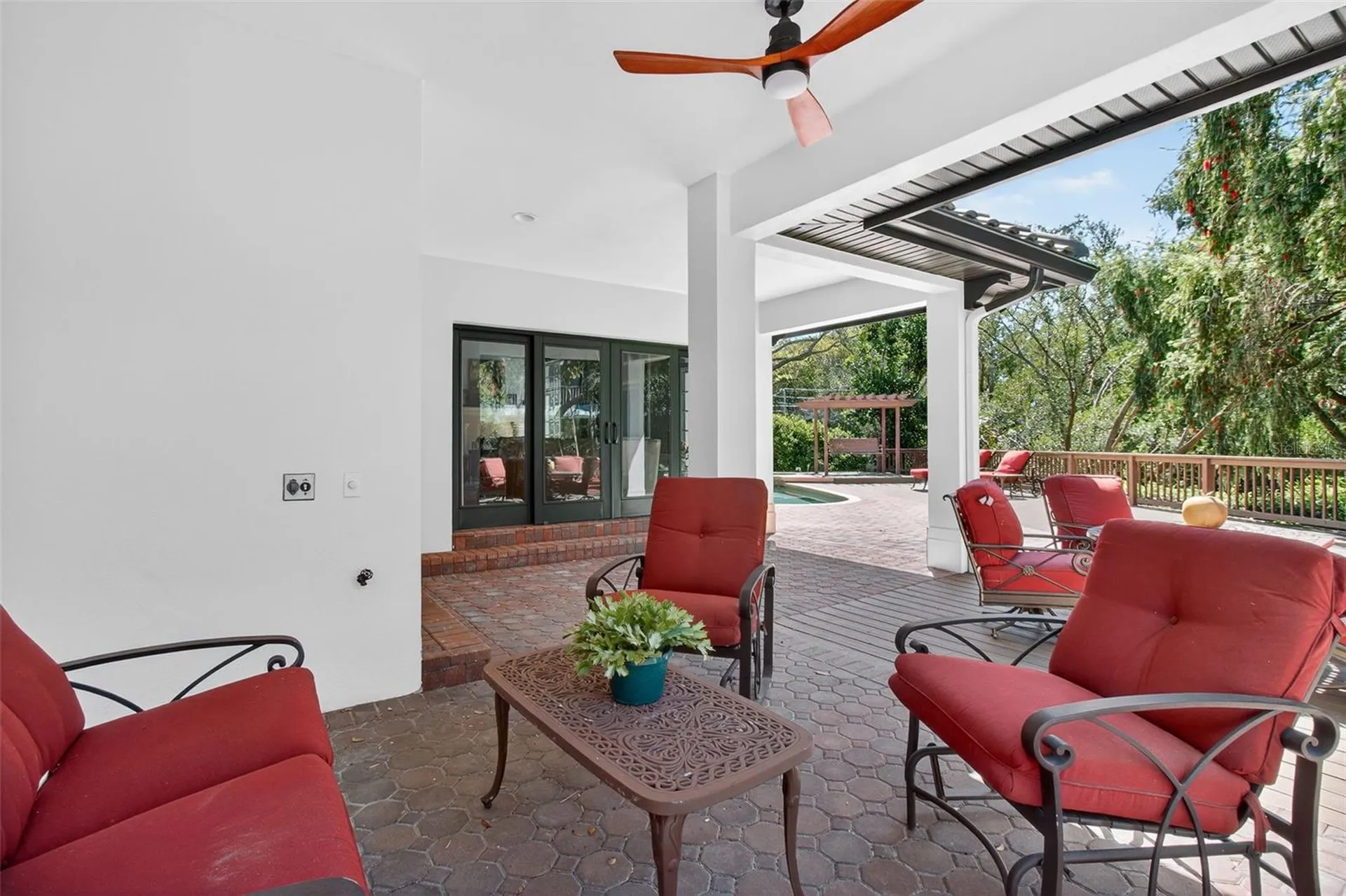 1100 Tortuga Circle NE St Petersburg FL 33702
