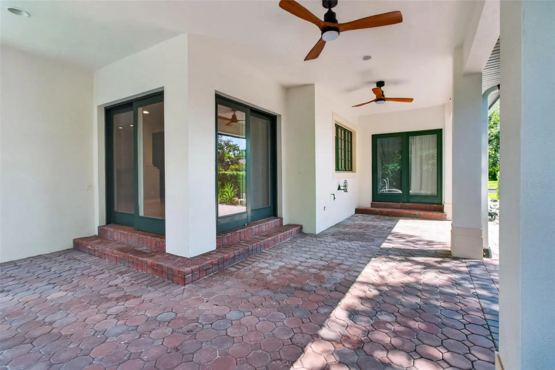 1100 Tortuga Circle NE St Petersburg FL 33702