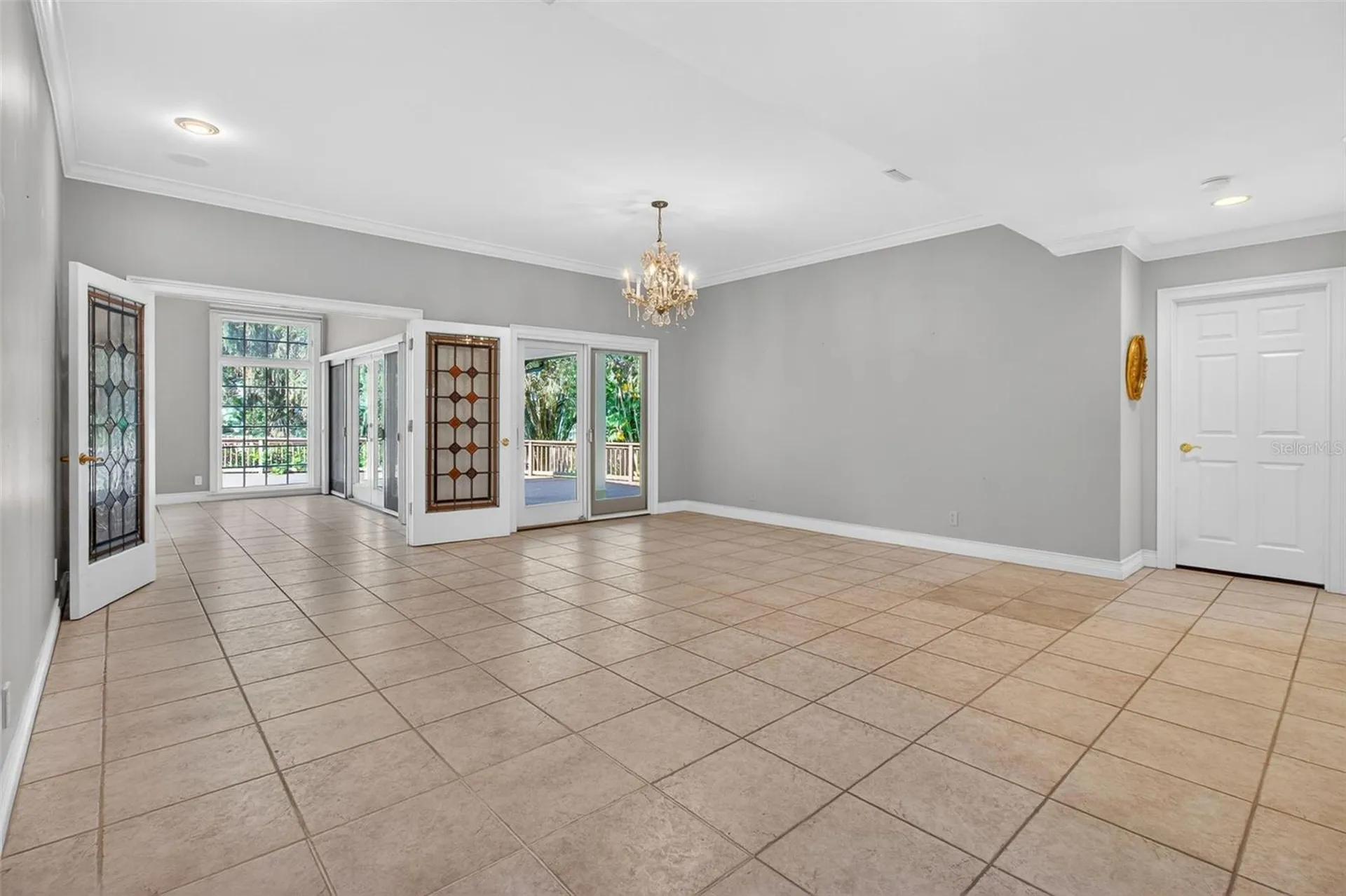 1100 Tortuga Circle NE St Petersburg FL 33702