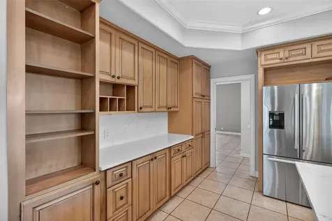 1100 Tortuga Circle NE St Petersburg FL 33702