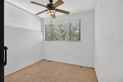 1100 Tortuga Circle NE St Petersburg FL 33702