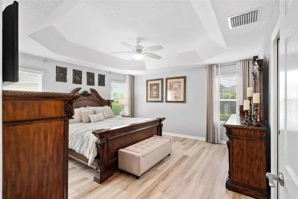 1194 Mcdonough Place The Villages FL 32163