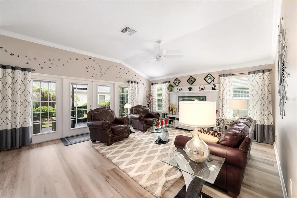 1194 Mcdonough Place The Villages FL 32163