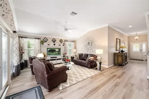 1194 Mcdonough Place The Villages FL 32163