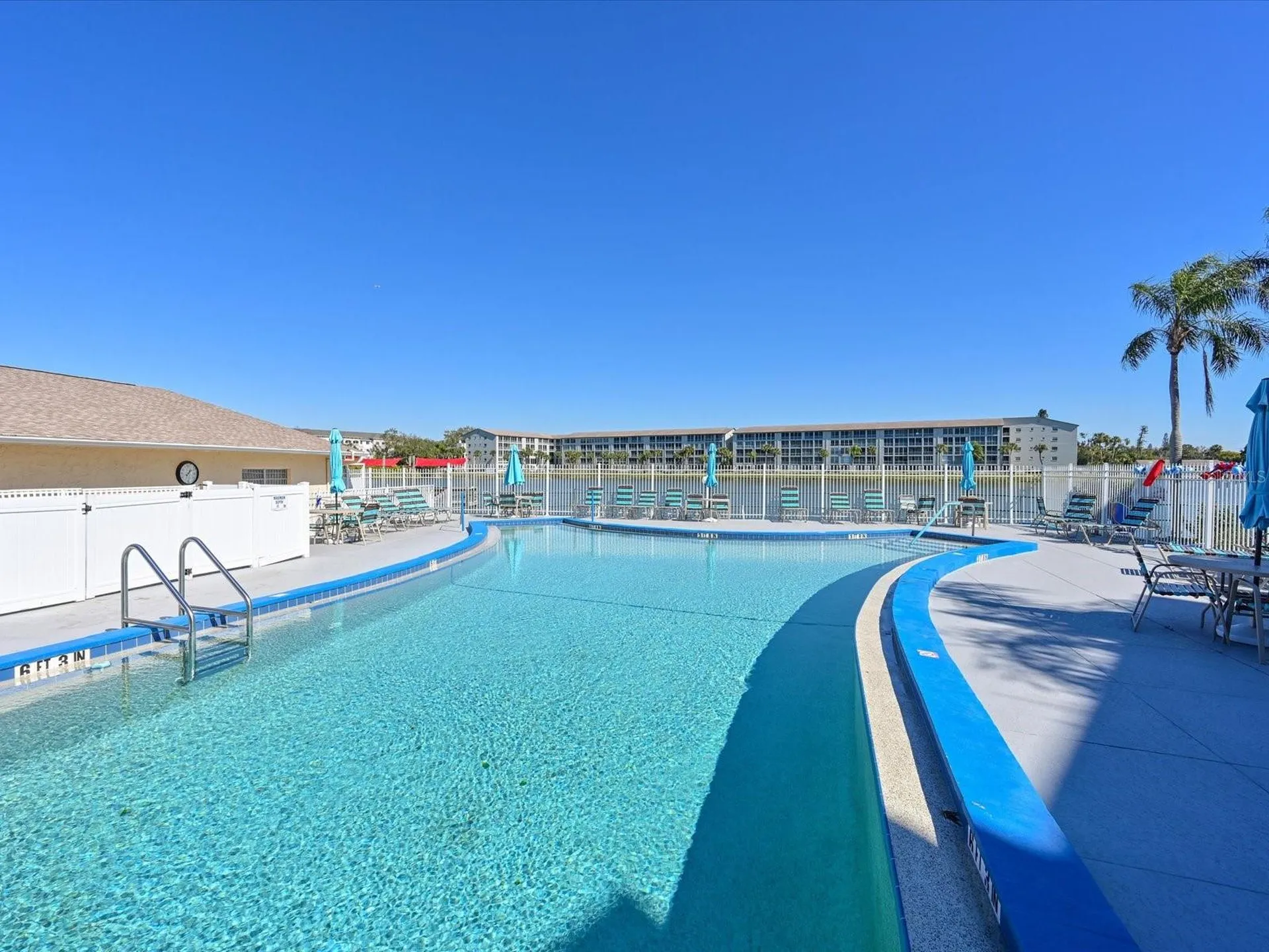 3563 Lake Bayshore Drive Bradenton FL 34205