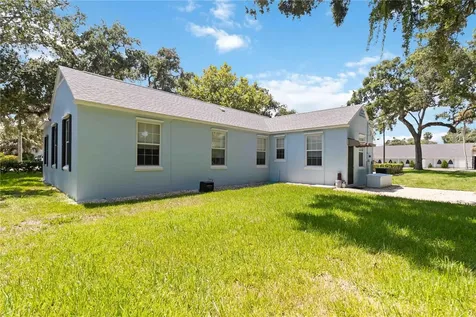 801 Magnolia Street New Smyrna Beach FL 32168