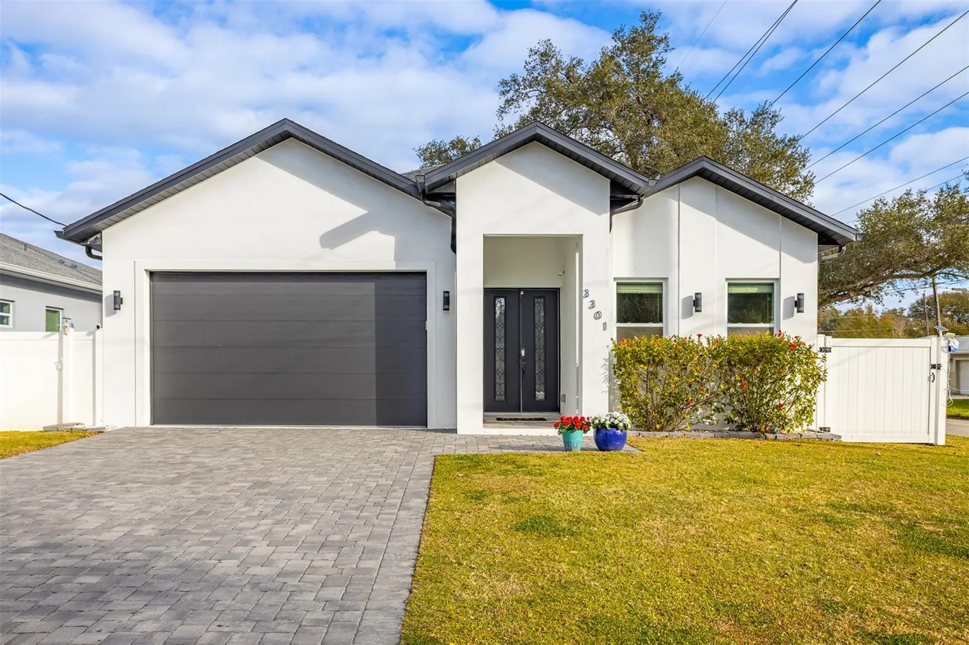 3301 W Dewey Street Tampa FL 33607