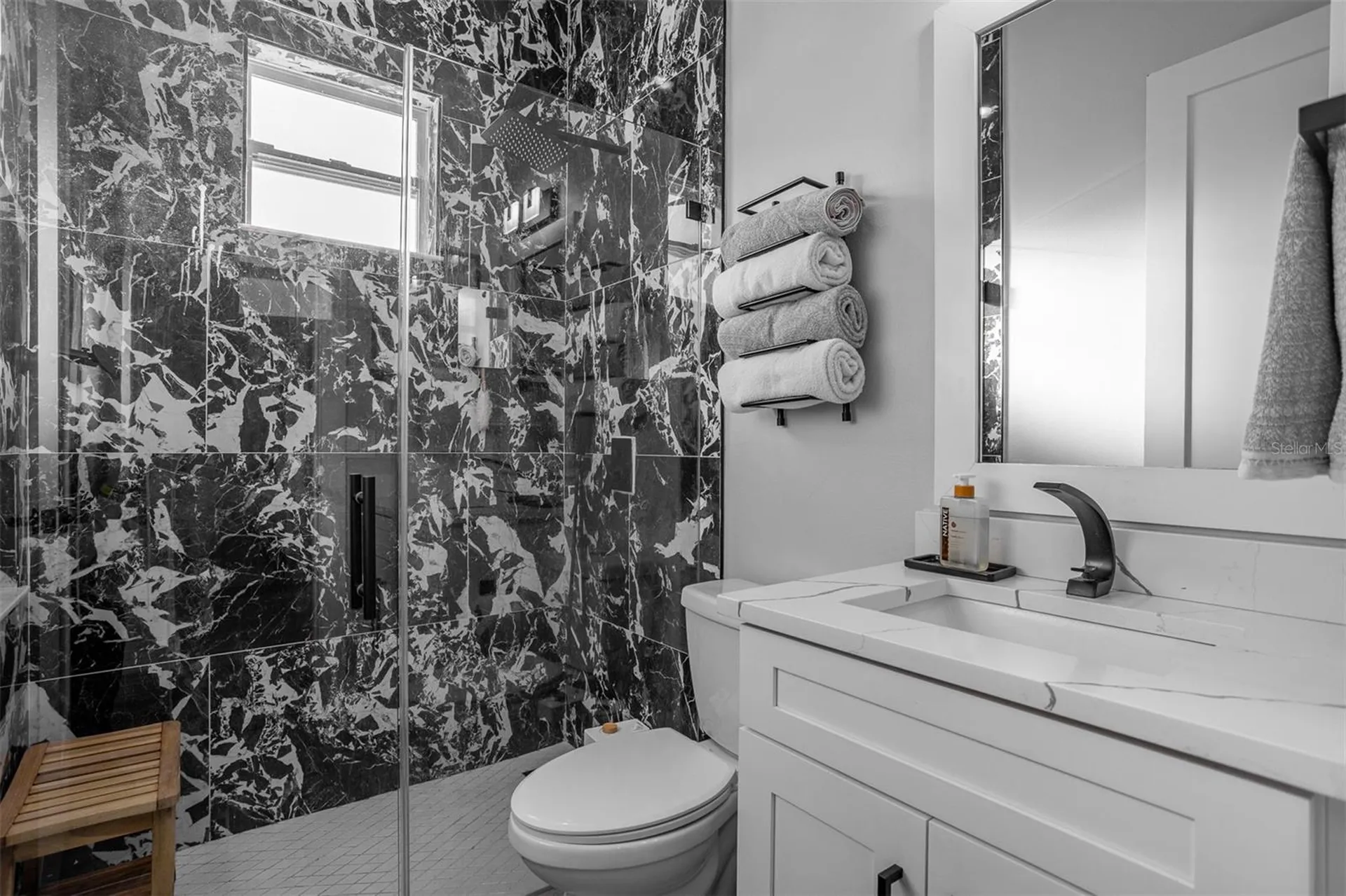 3301 W Dewey Street Tampa FL 33607
