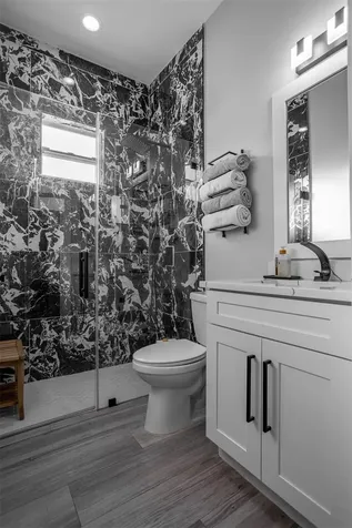 3301 W Dewey Street Tampa FL 33607
