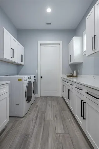 3301 W Dewey Street Tampa FL 33607
