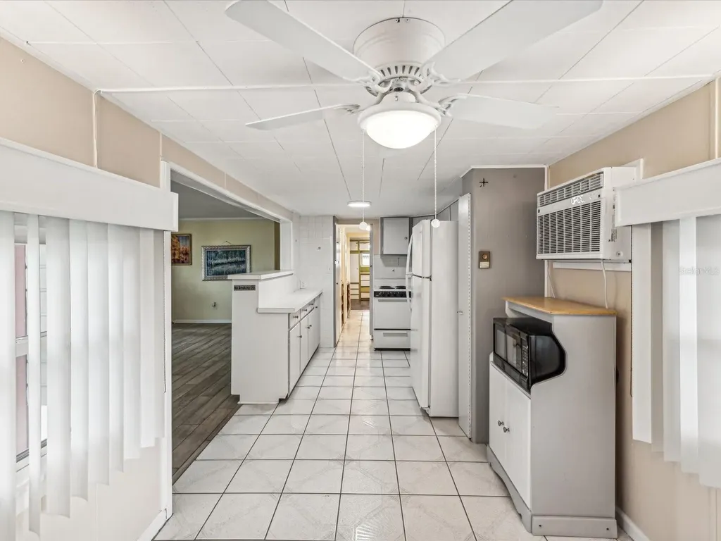 1940 Shady Cove Drive Holiday FL 34691