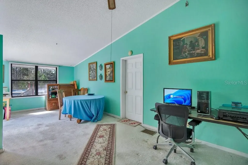 425 Scooter Point Geneva FL 32732