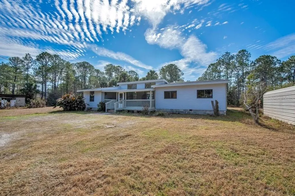 425 Scooter Point Geneva FL 32732