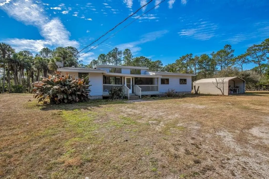 425 Scooter Point Geneva FL 32732