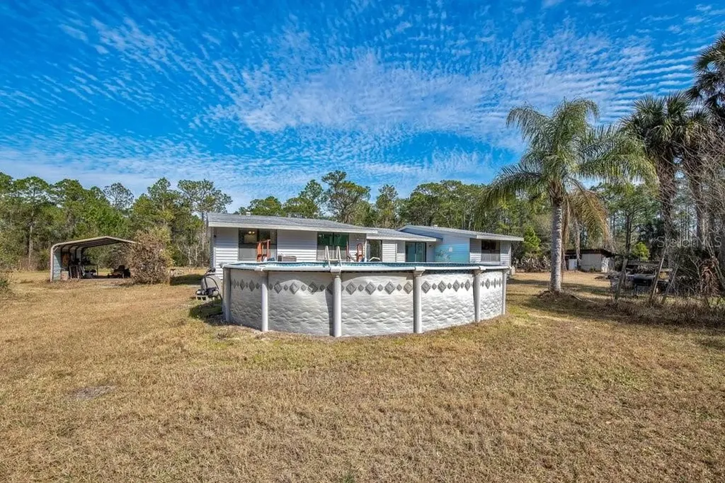 425 Scooter Point Geneva FL 32732