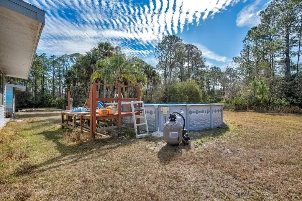 425 Scooter Point Geneva FL 32732