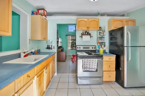 425 Scooter Point Geneva FL 32732