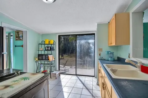 425 Scooter Point Geneva FL 32732