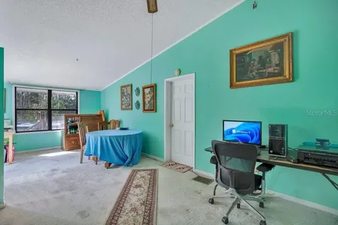 425 Scooter Point Geneva FL 32732