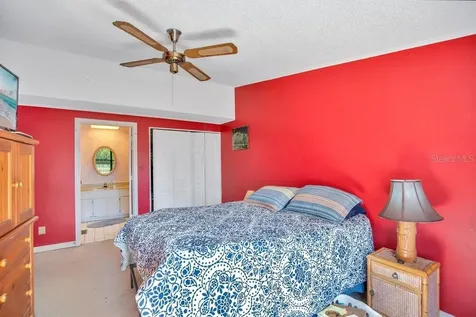 425 Scooter Point Geneva FL 32732