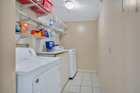 425 Scooter Point Geneva FL 32732