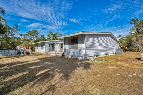 425 Scooter Point Geneva FL 32732