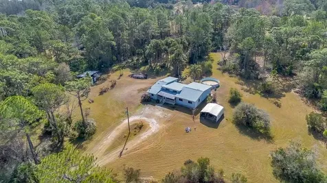 425 Scooter Point Geneva FL 32732