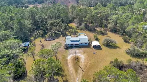 425 Scooter Point Geneva FL 32732