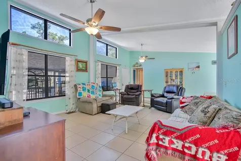 425 Scooter Point Geneva FL 32732