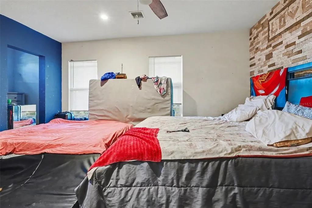 1054 State Road 60 E Lake Wales FL 33853