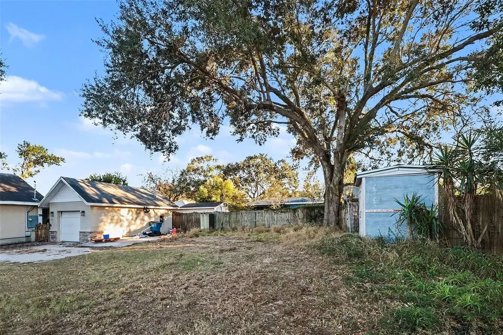 1054 State Road 60 E Lake Wales FL 33853