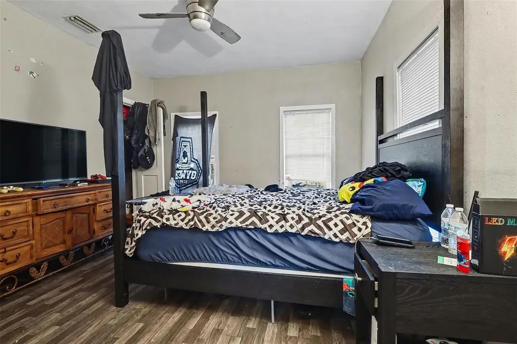 1054 State Road 60 E Lake Wales FL 33853