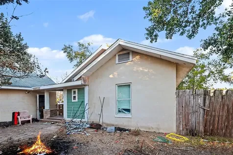 1054 State Road 60 E Lake Wales FL 33853