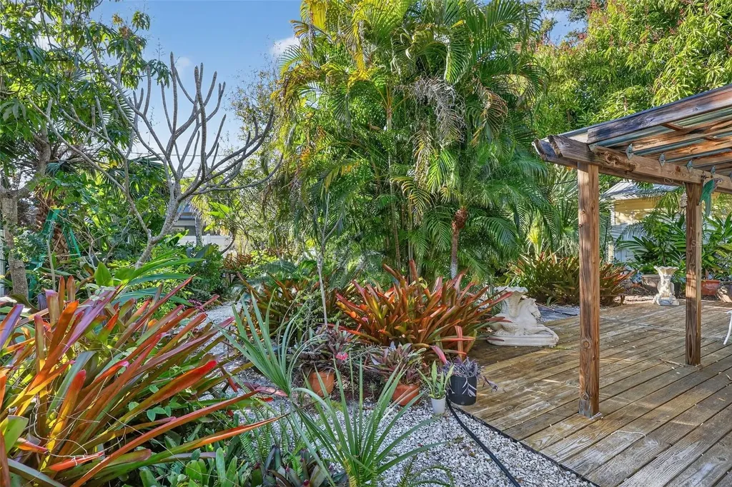 2612 Mulberry Terrace Sarasota FL 34239